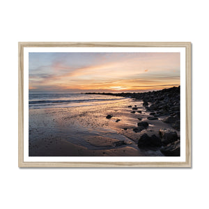 Quiet ocean sunset