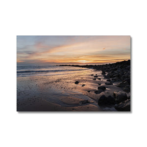Quiet ocean sunset