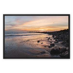 Quiet ocean sunset